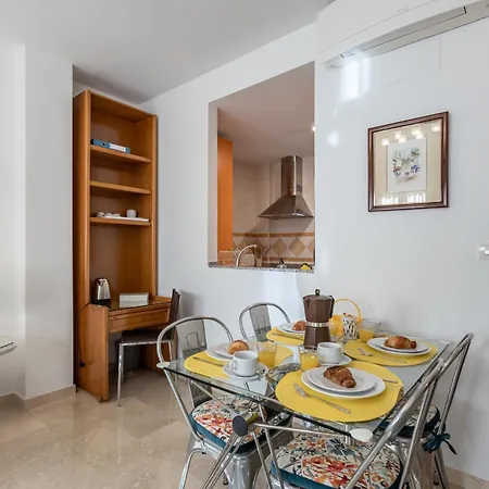 Apartment Centrico Y Tranquilo Apto Cerca La Alhambra Ven Granada
